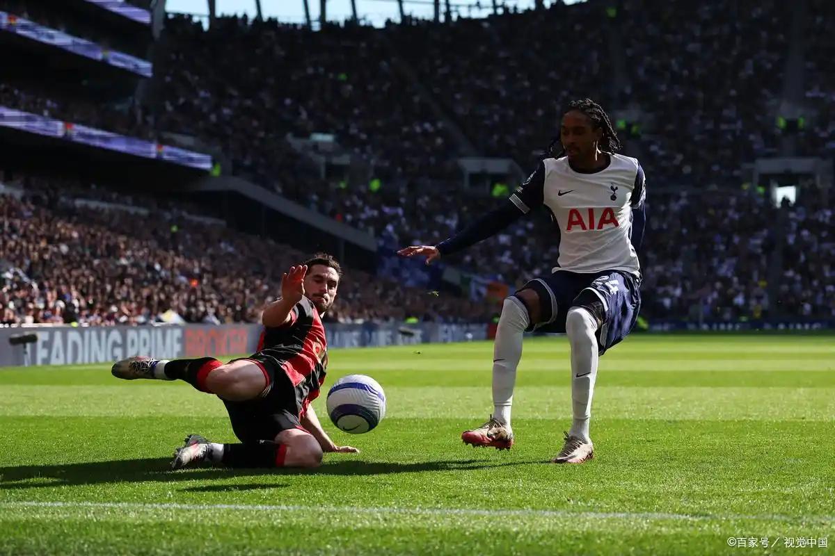 太狠了！斯图加特今晨完成体检亚特兰大迎英超关键赛，今夜比利亚雷亚尔调整名单以备意甲的简单介绍